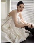 Vintage Ball Gown Scoop Neckline White Satin Wedding Dresses HZ1024