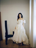 Vintage Ball Gown Off The Shoulder White Wedding Dress With Short Sleeves HZ1024