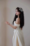 Vintage A line Off The Shoulder White Wedding Dress With Short Sleeves HZ1024
