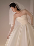 Vintage Ball Gown Strapless Neckline White Satin Wedding Dress HZ1024
