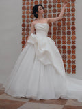 Unique Ball Gown Sweetheart Long Organza White Wedding Dresses HZ1024