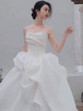 Unique Ball Gown Sweetheart Long Organza White Wedding Dresses HZ1024