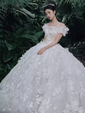 Luxury Ball Gown Off The Shoulder Short Sleeves White Lace Wedding Dress HZ1024