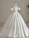 Simple Ball Gown Off The Shoulder White Long Lace Wedding Dresses With Beads HZ1024
