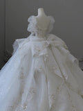 Dreamy Ball Gown Sweetheart Long Sleeves White Lace Wedding Dresses With Beads HZ1024