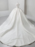 Dreamy Ball Gown Sweetheart Sleeveless White Lace Wedding Dresses With Beads HZ1024