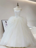 Dreamy Ball Gown Strapless Sleeveless White Tulle Wedding Dresses With Ruffles HZ1024