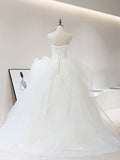 Dreamy Ball Gown Strapless Sleeveless White Tulle Wedding Dresses With Ruffles HZ1024