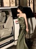 Sexy Sheath Spaghetti Straps Sleeveless Green Silk Satin Long Prom Dresses HZ1024