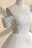 Elegant Ball Gown Strapless White Long Tulle Wedding Dresses With Beads HZ1024