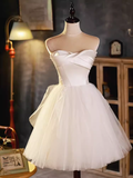 Elegant Ball Gown Straplesss Tulle Party Dress White Homecoming Dresses HZ1024